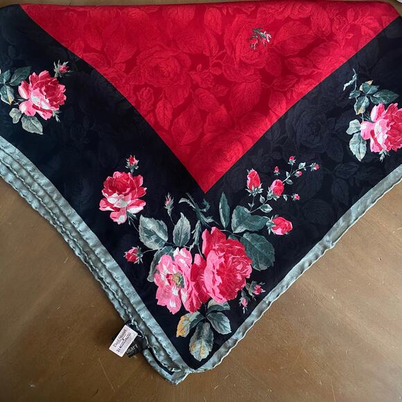 NWT Vintage Paul Stuart Gorgeous Silk Scarf Black Red Florals Made In Italy NOS - Picture 6 of 8